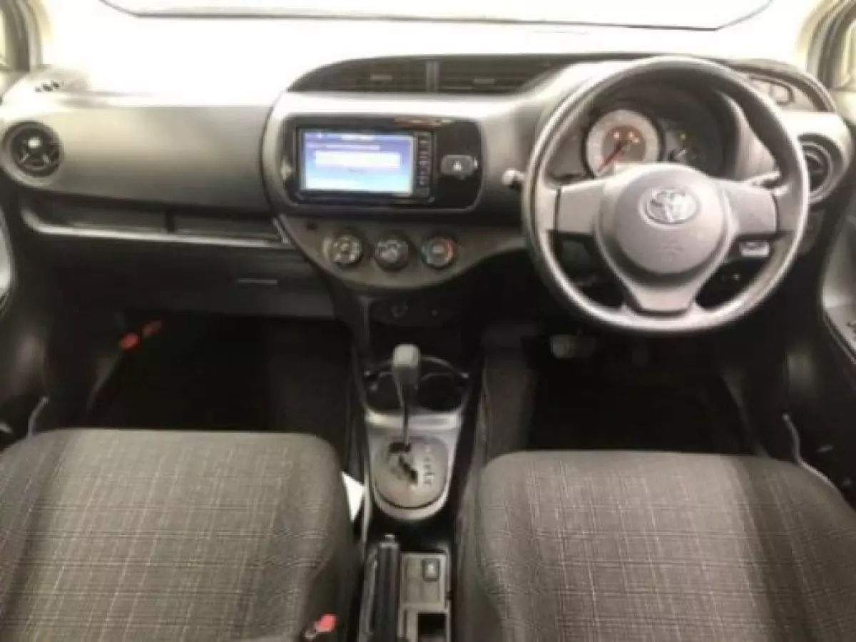 interiorFront
