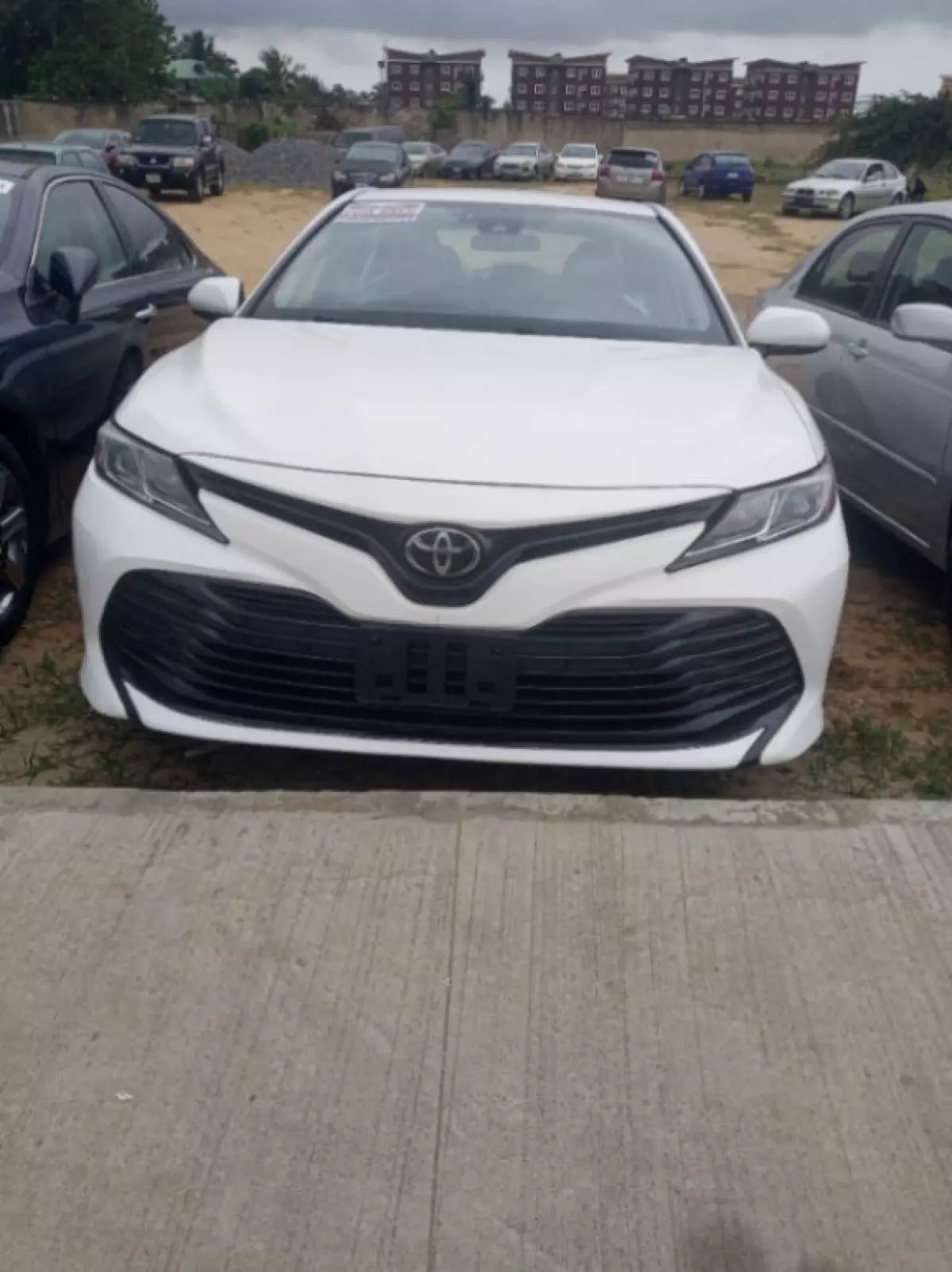 Toyota Camry - 2019