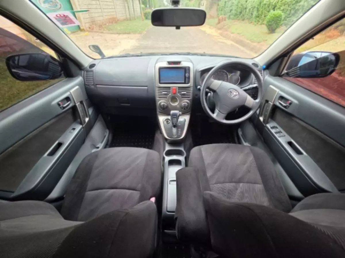 interiorFront