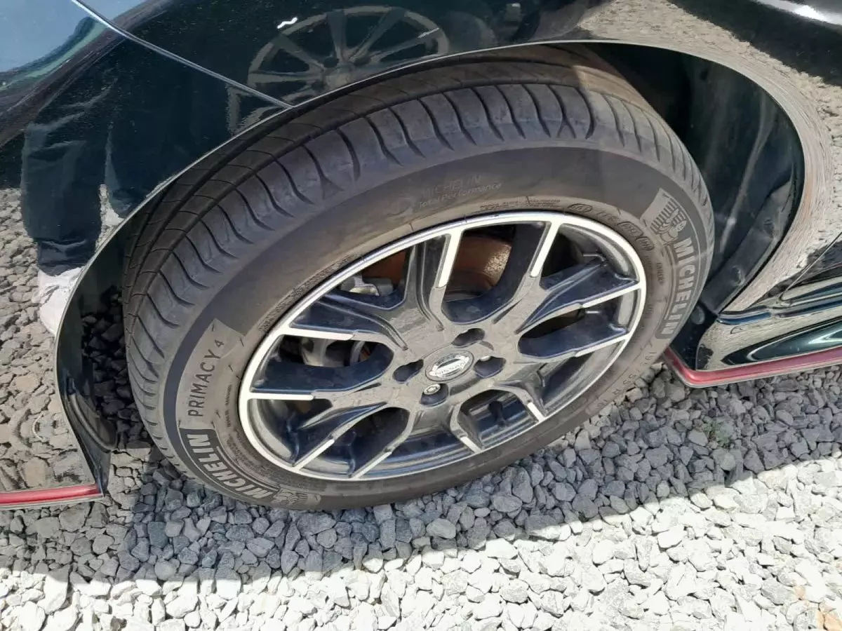 tyre0