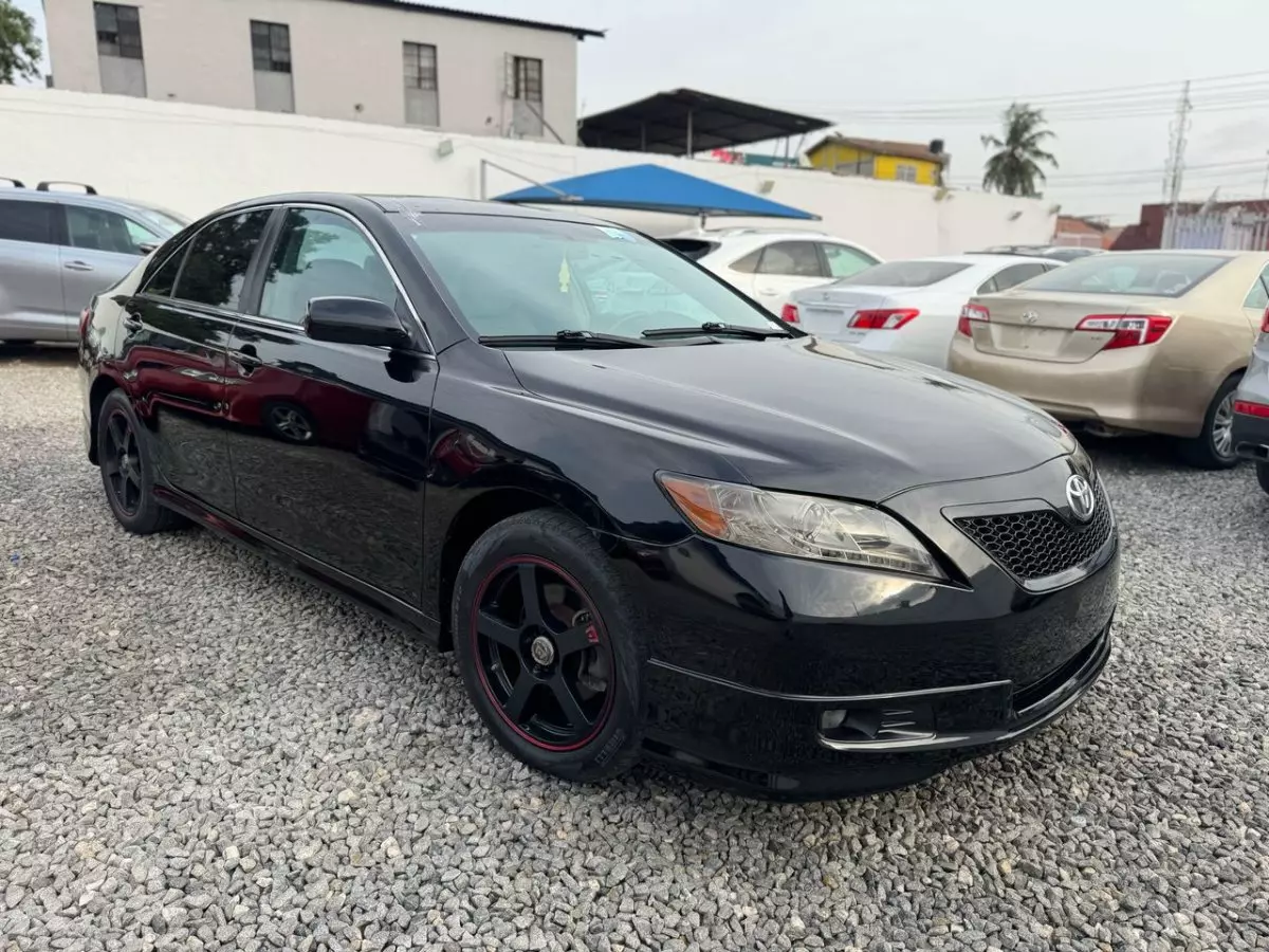 car Right Back