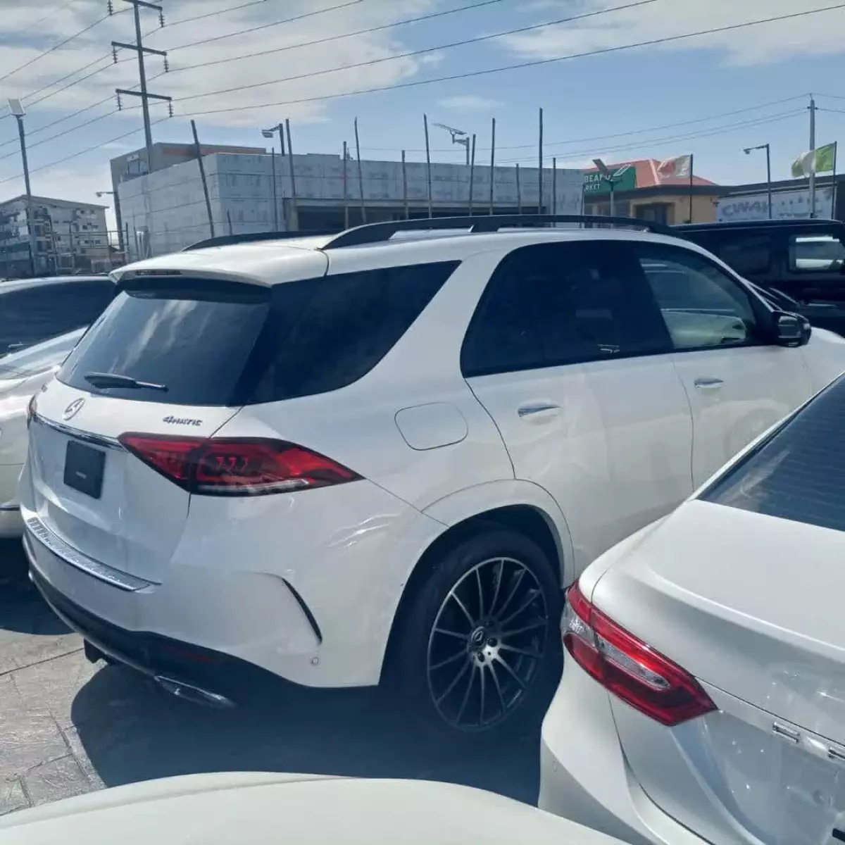 car Right Back