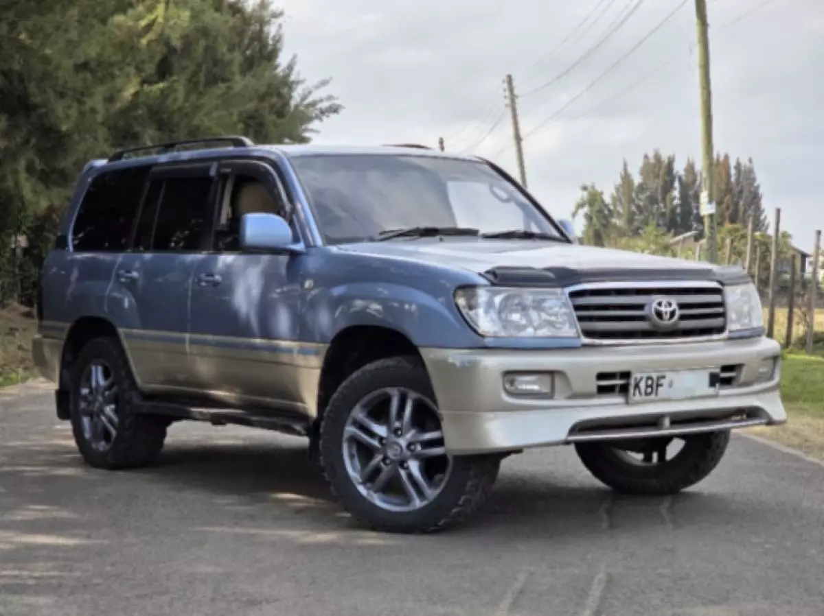 Toyota land cruiser amazon - 2004