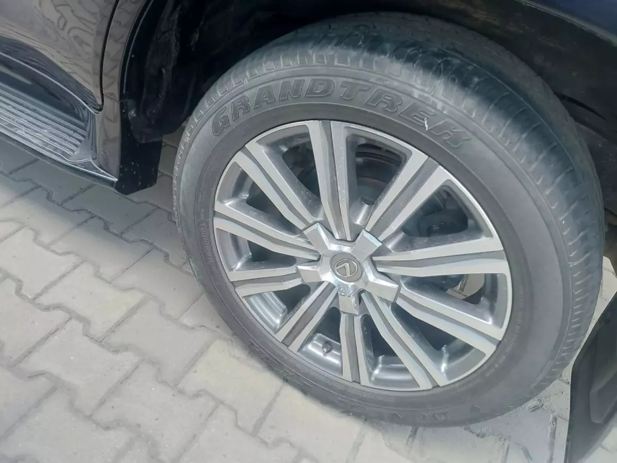 tyre3