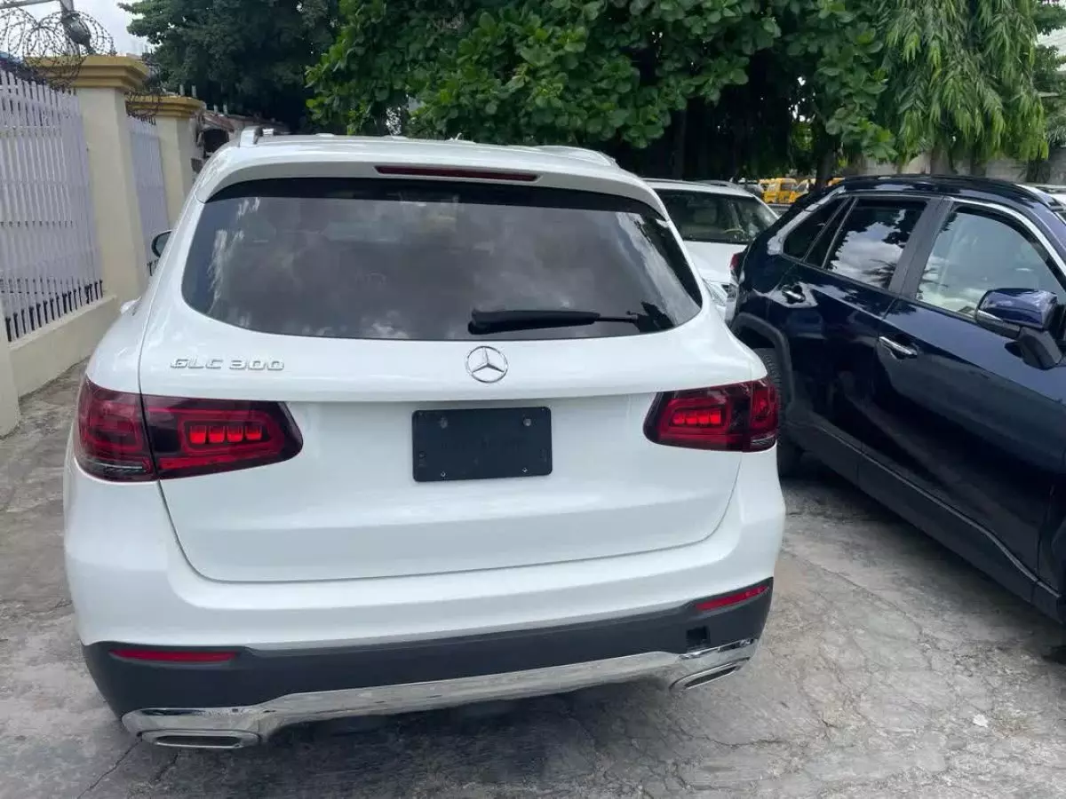 car Left Back