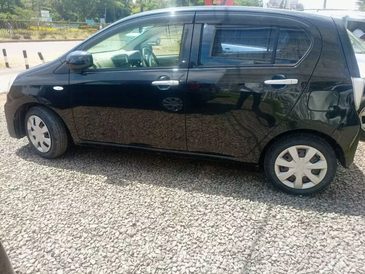 Daihatsu Mira  - 2016
