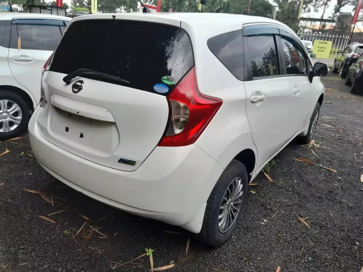 car Right Back