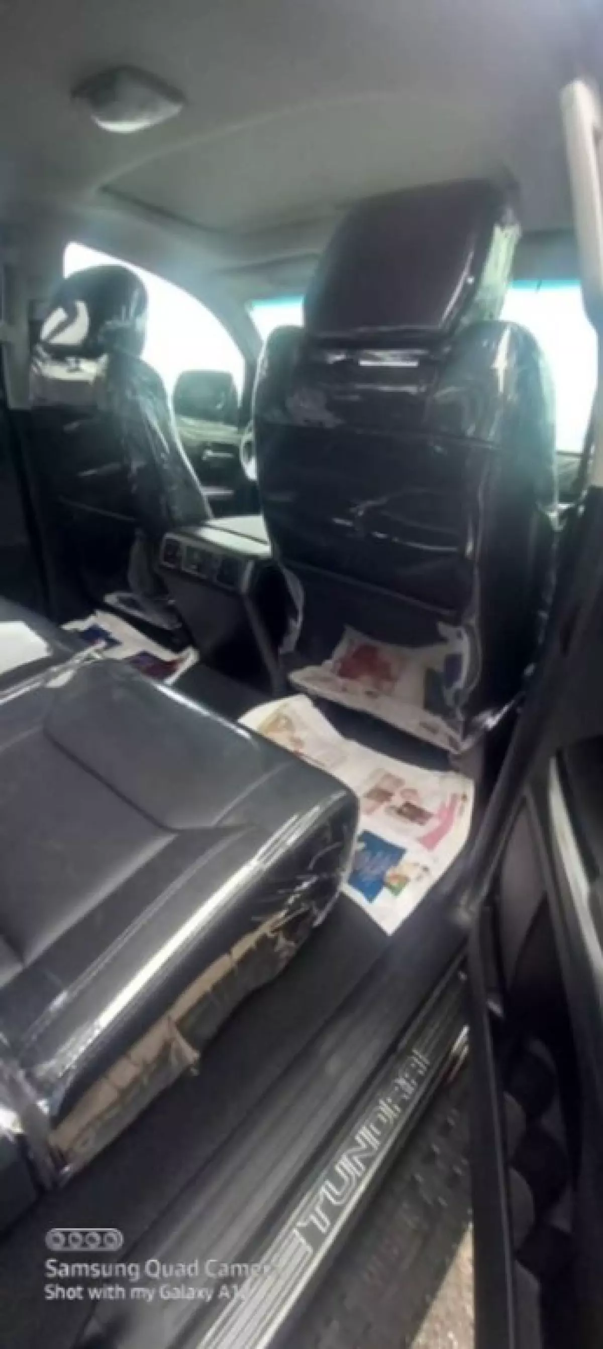 interiorBack