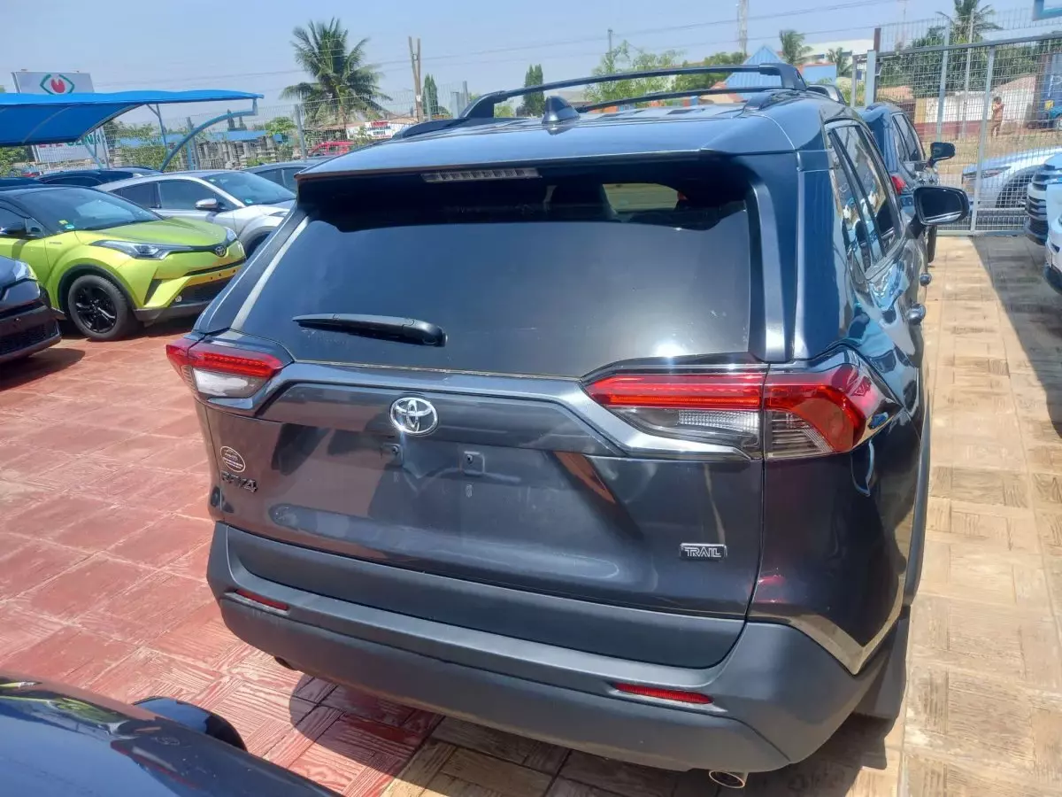 car Back
