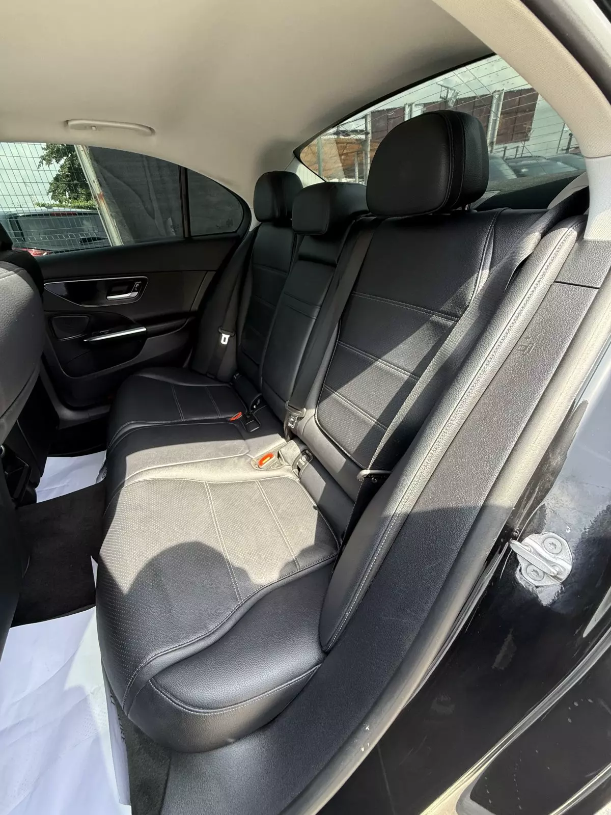 interiorBack