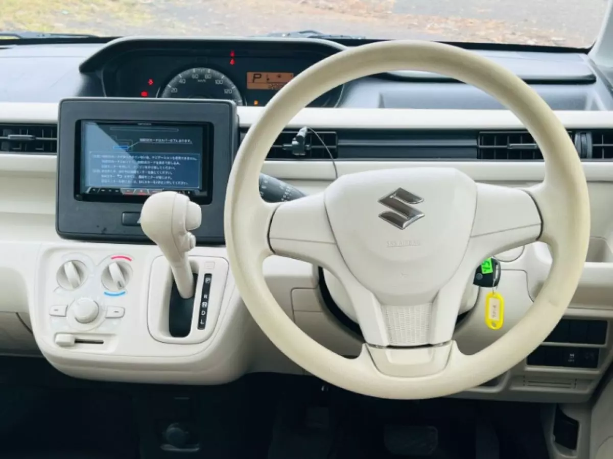 interiorFront