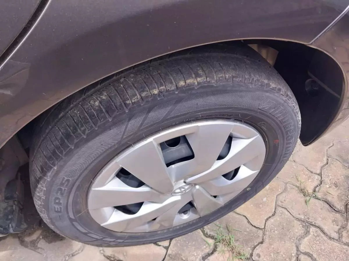 tyre1