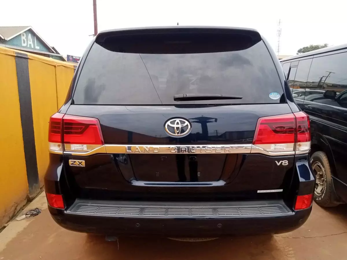 car Back