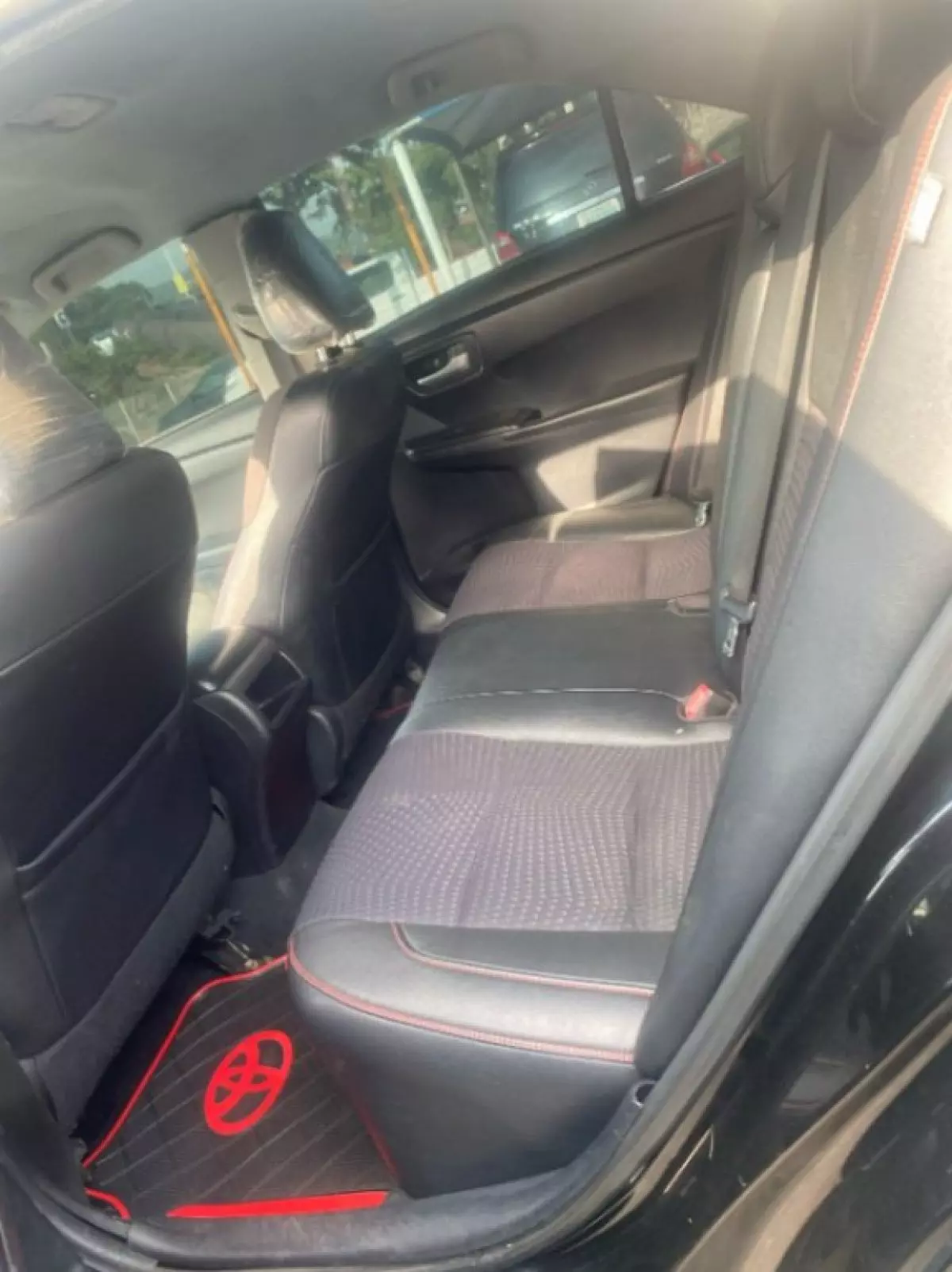 interiorBack