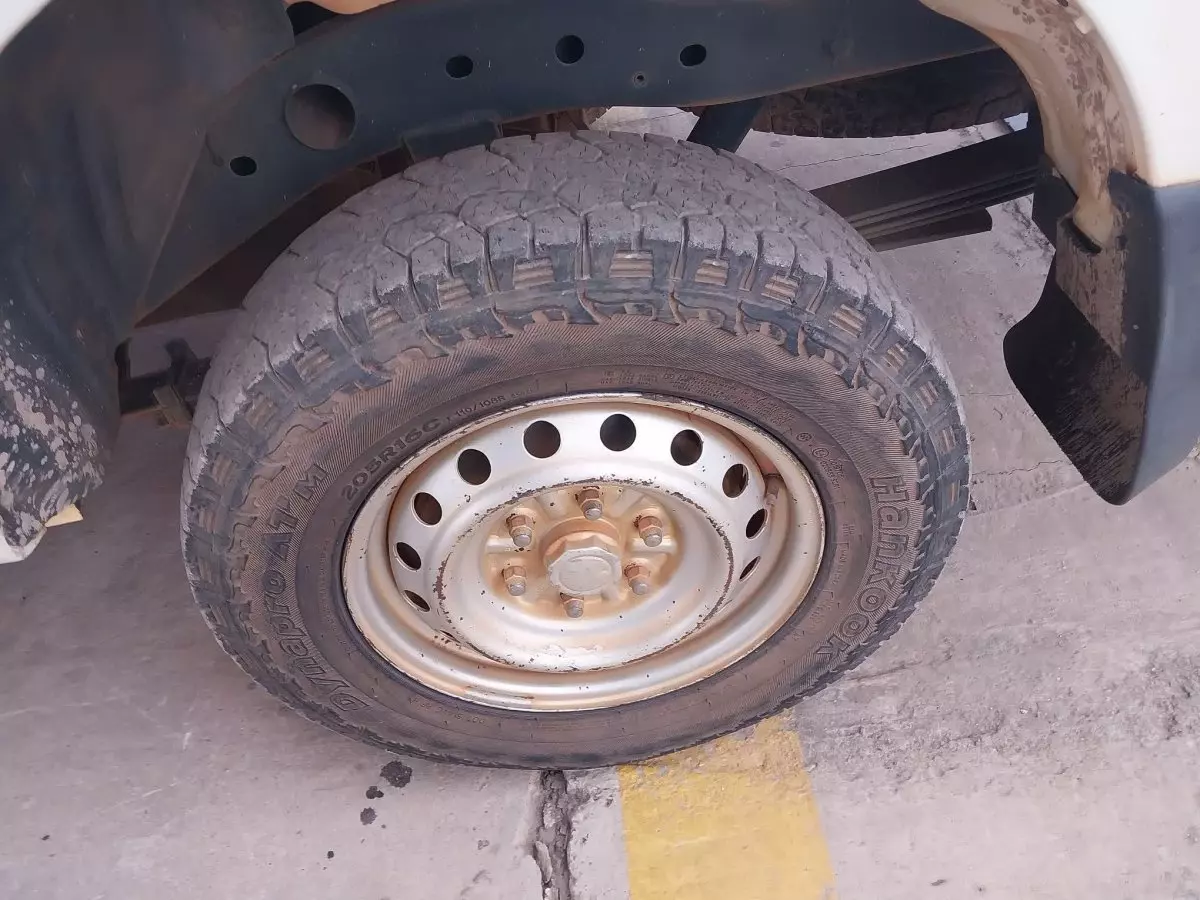 tyre1
