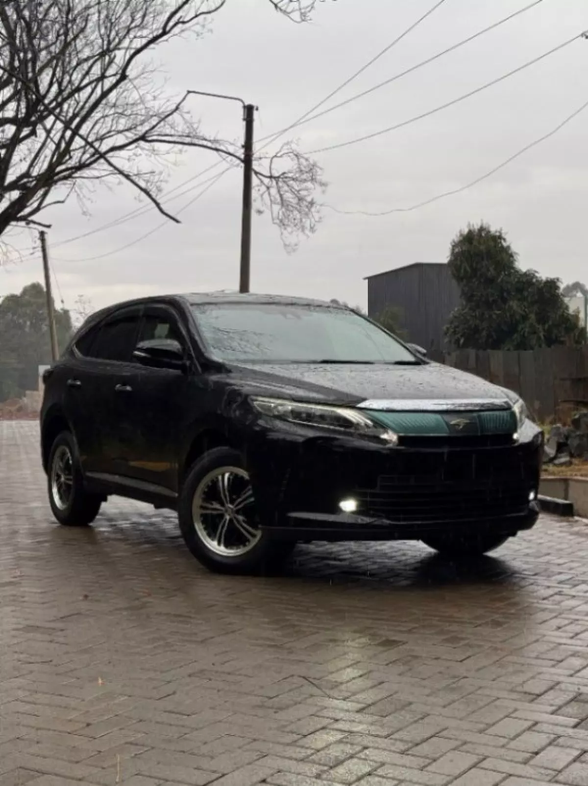 Toyota Harrier - 2019