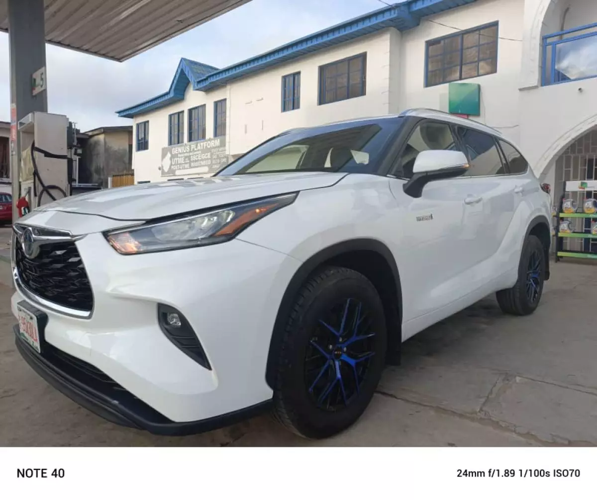 Toyota Highlander - 2020