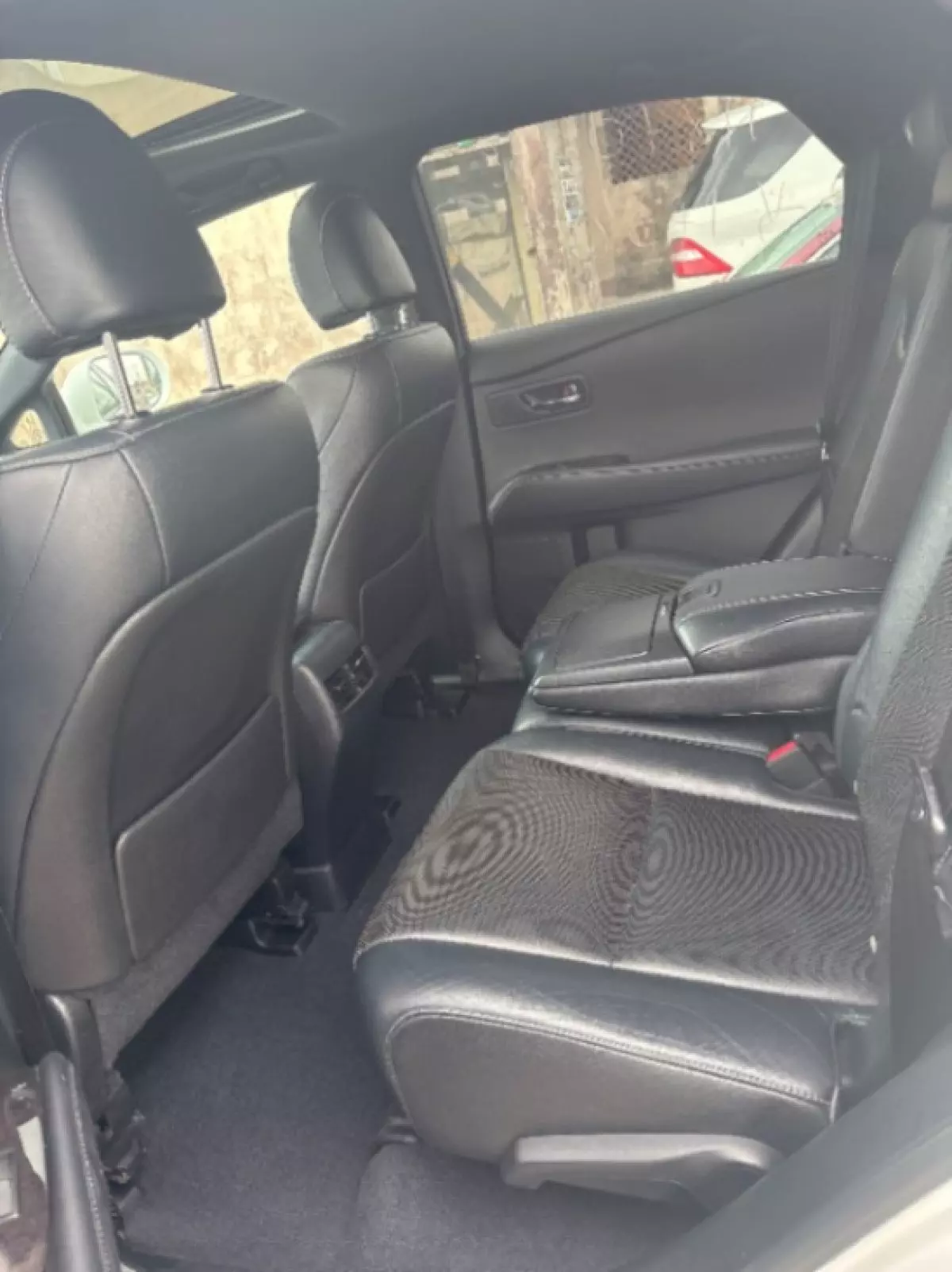 interiorBack