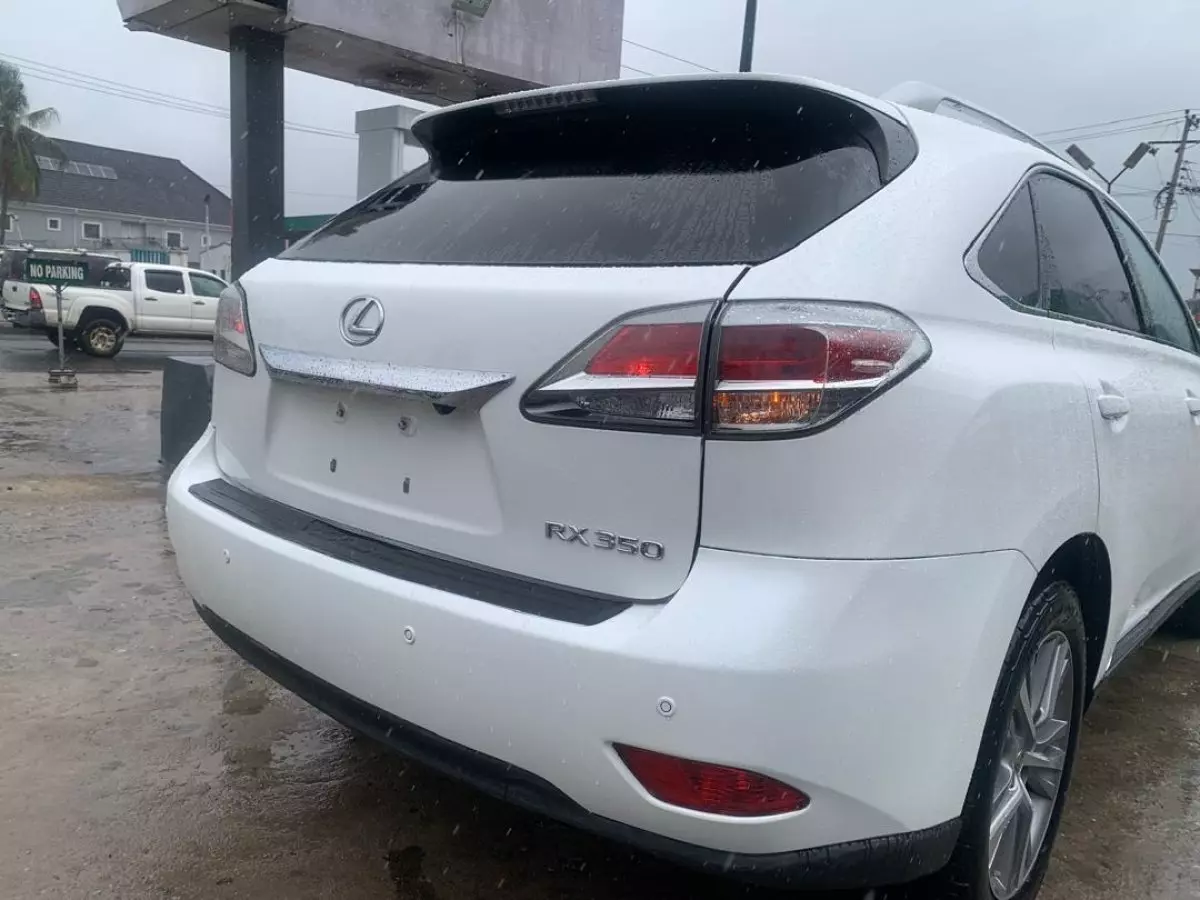 car Right Back
