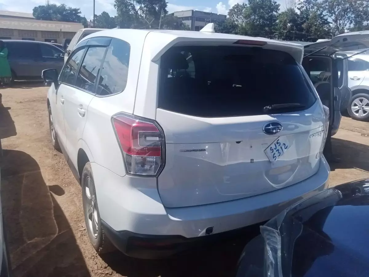 car Right Back