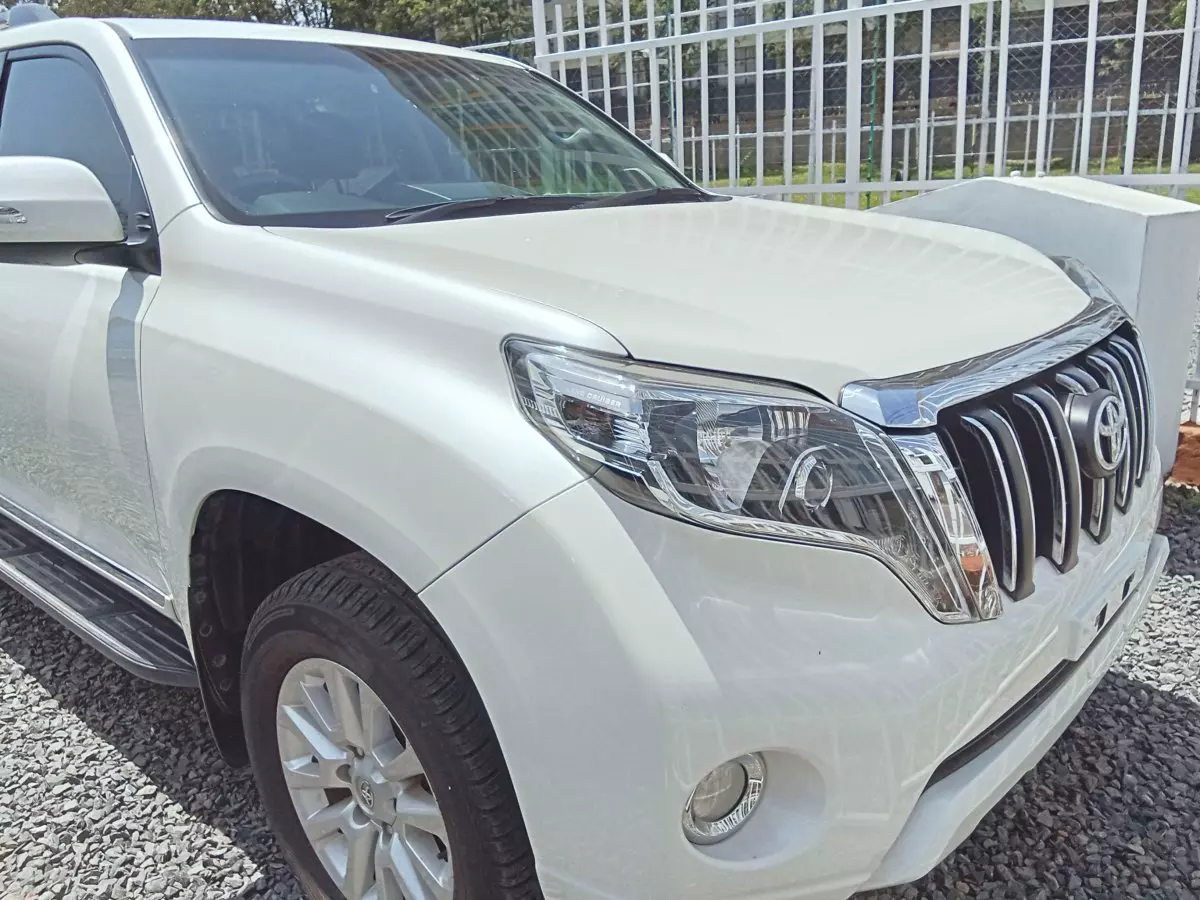 Toyota Landcruiser Prado - 2018