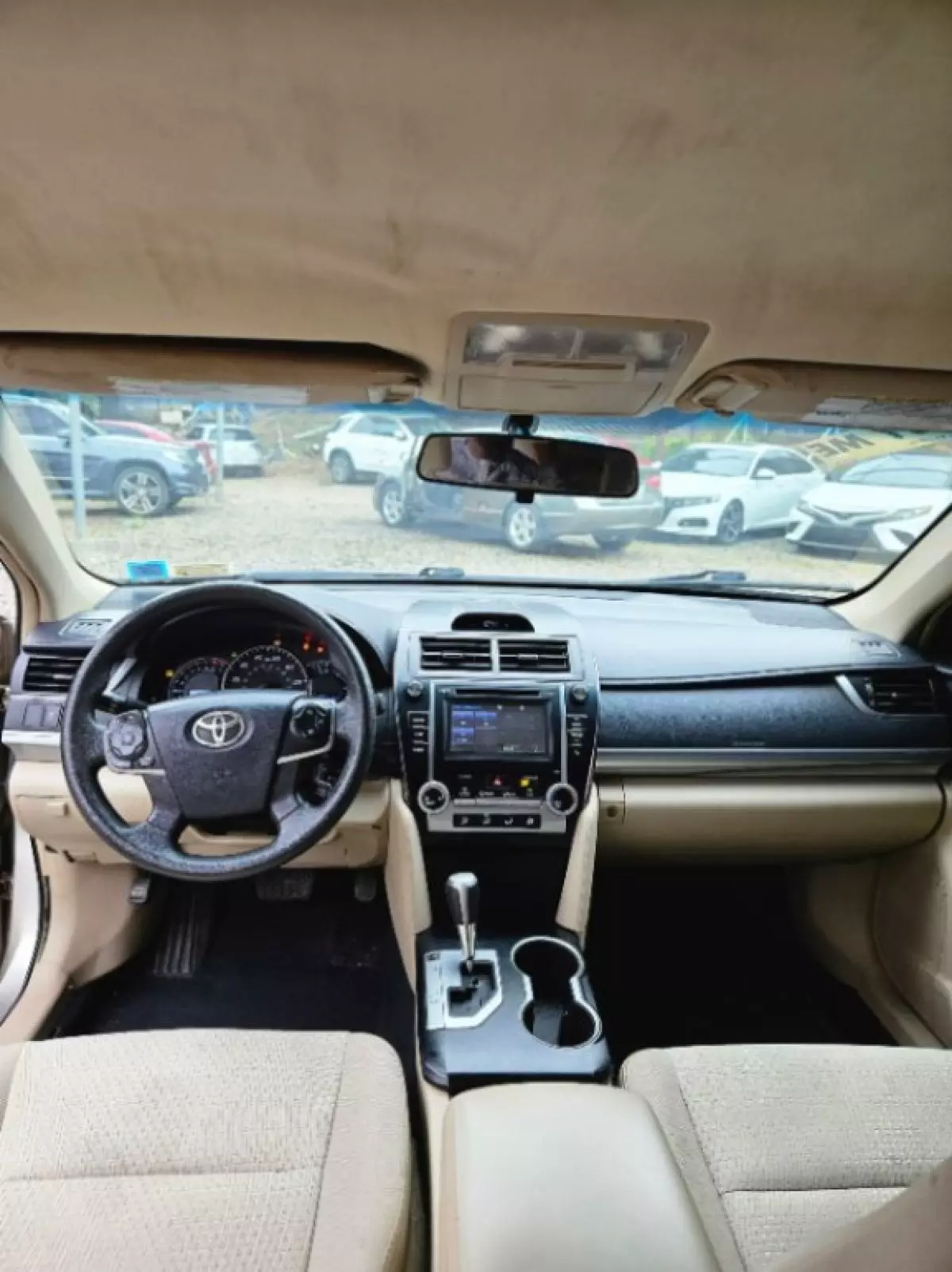 interiorFront