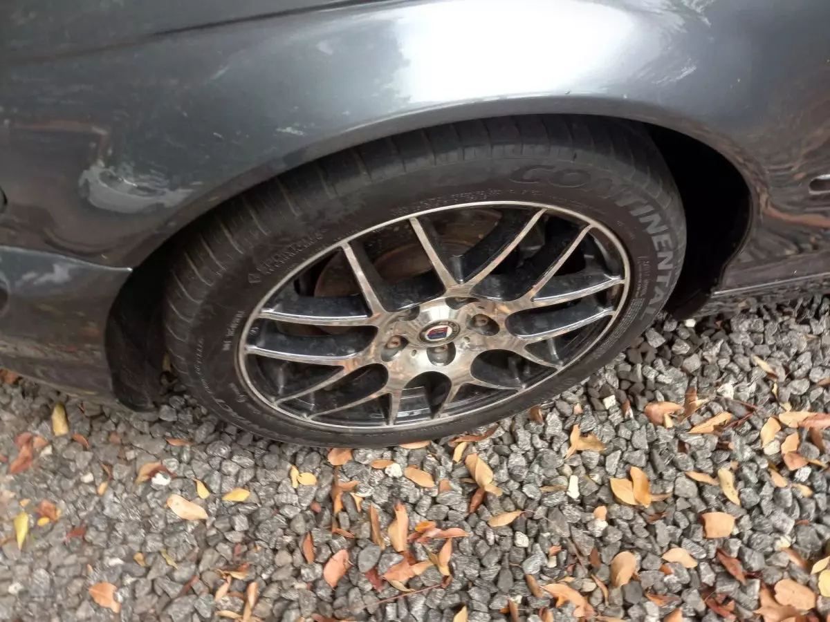 tyre1