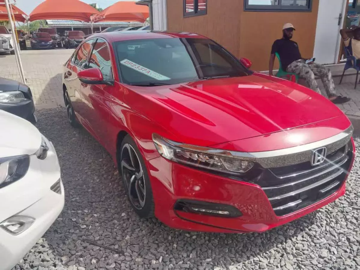 Honda Accord - 2018