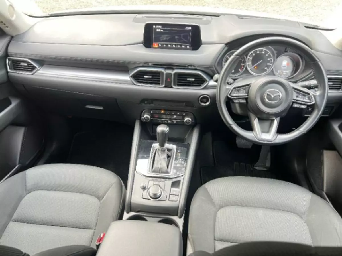 interiorFront