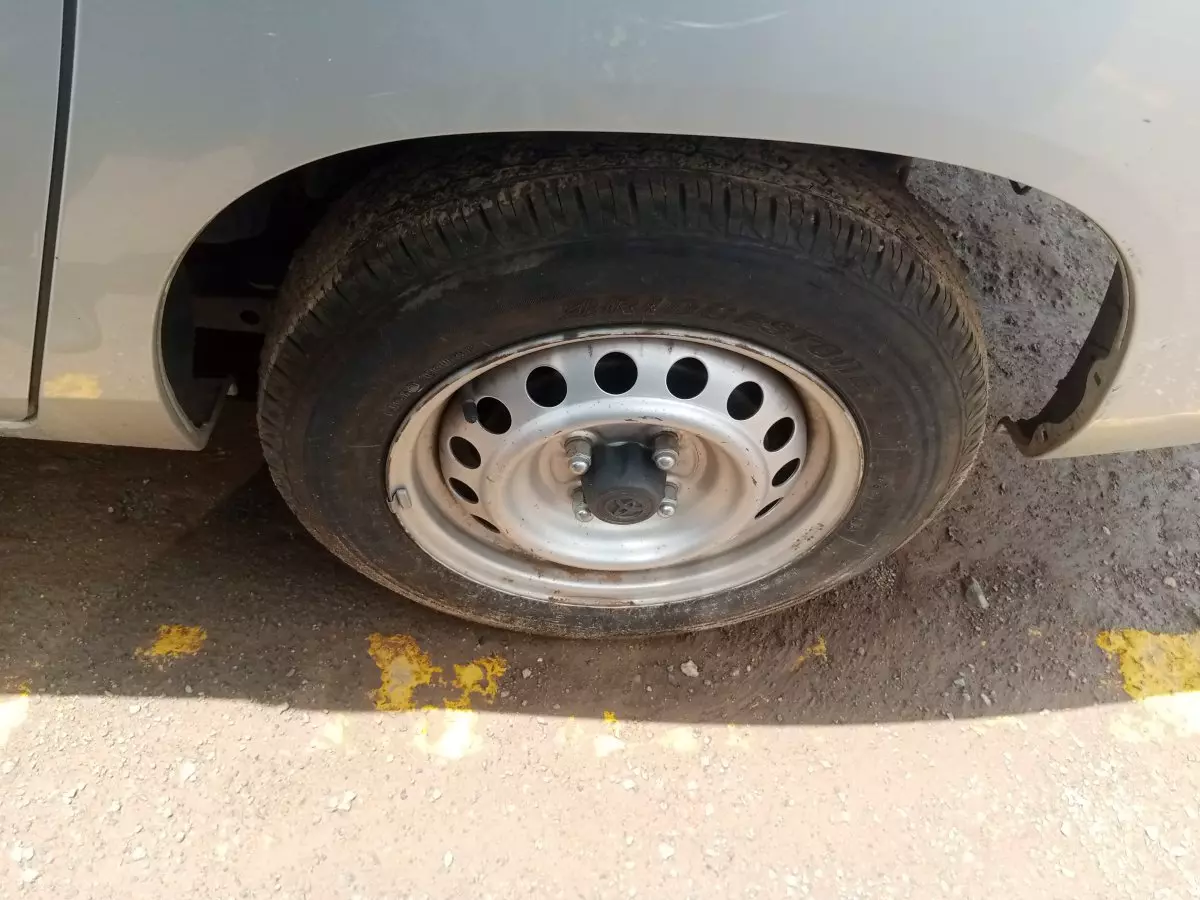tyre1