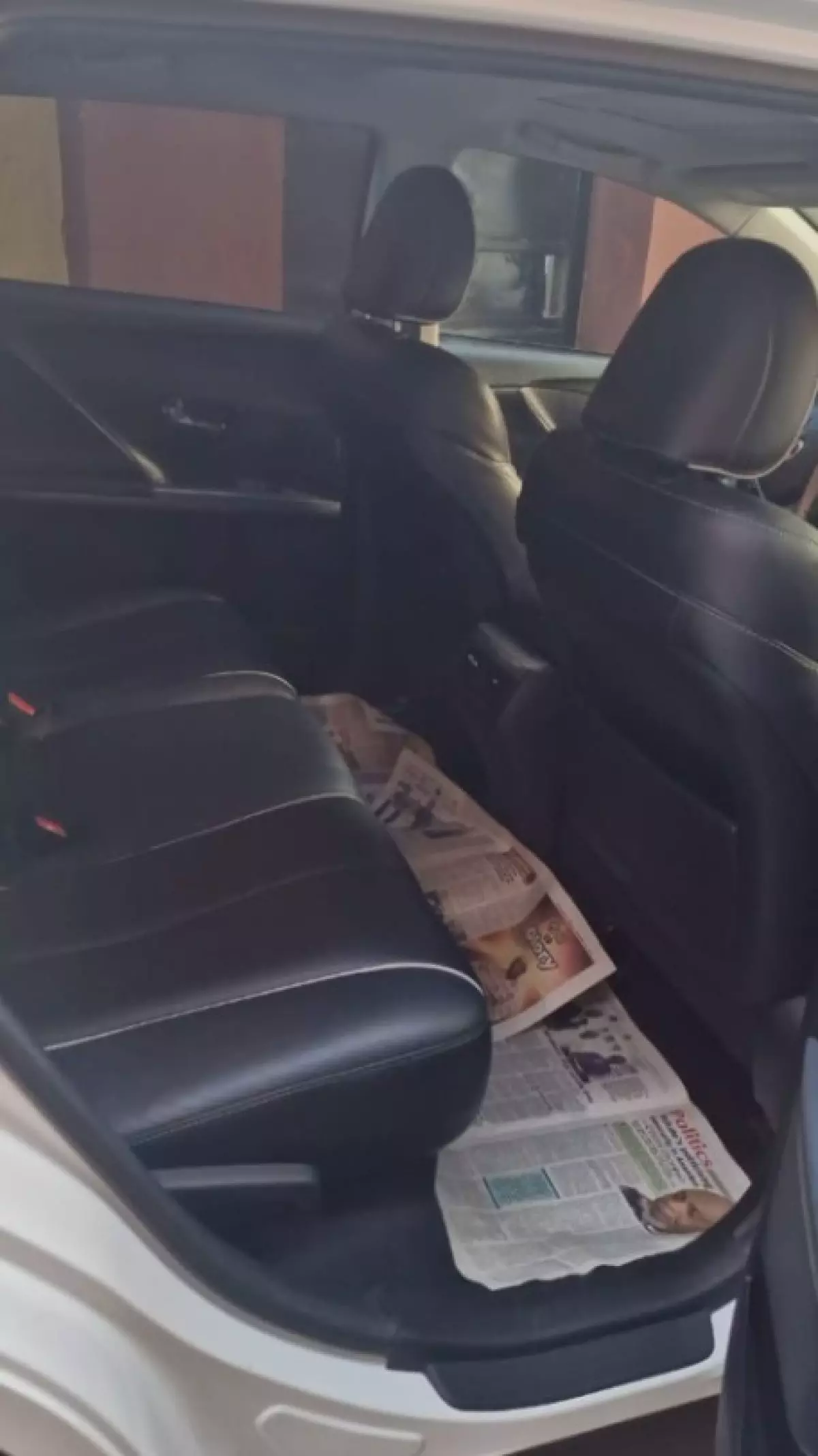 interiorBack