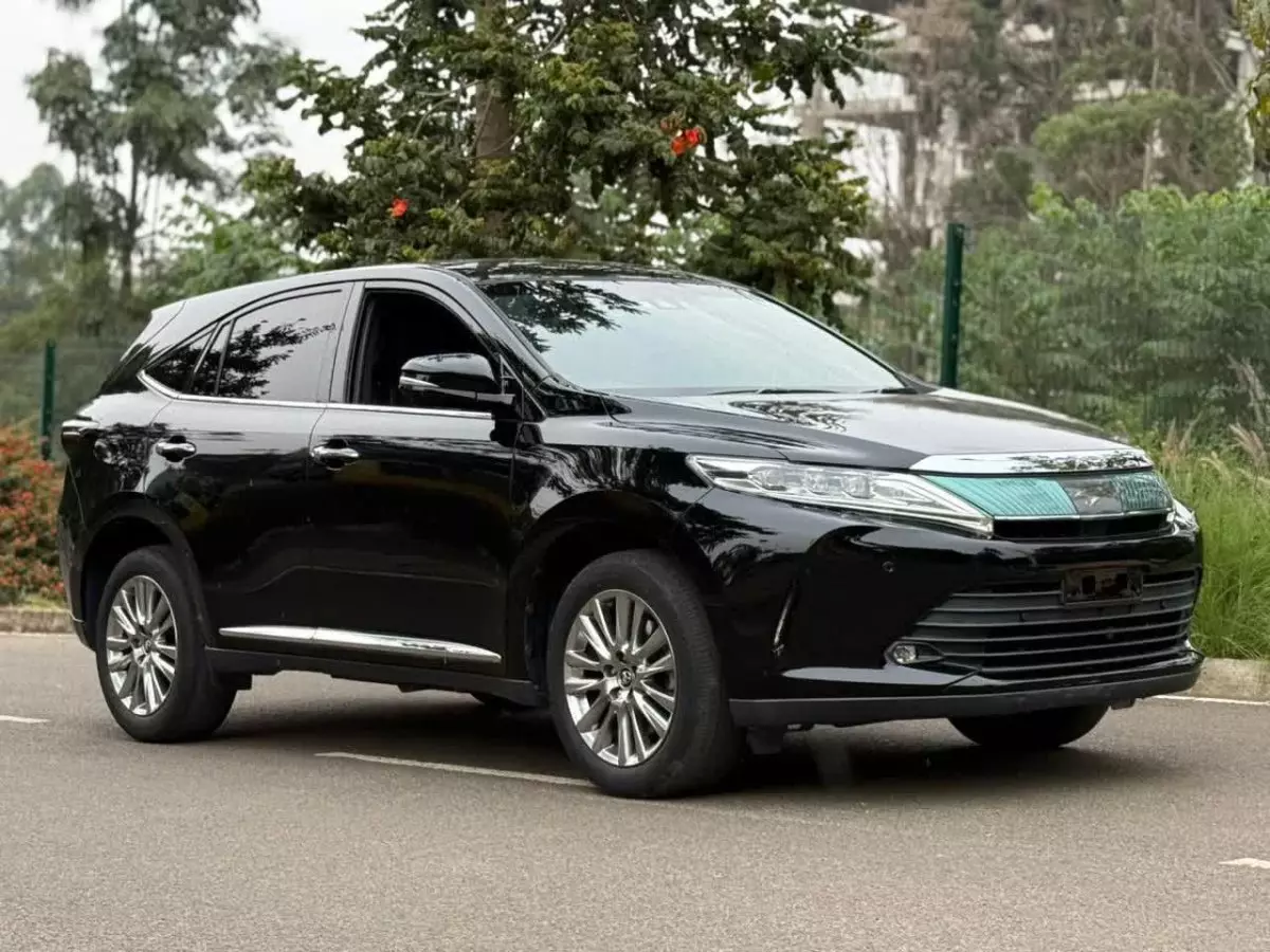 Toyota Harrier - 2018
