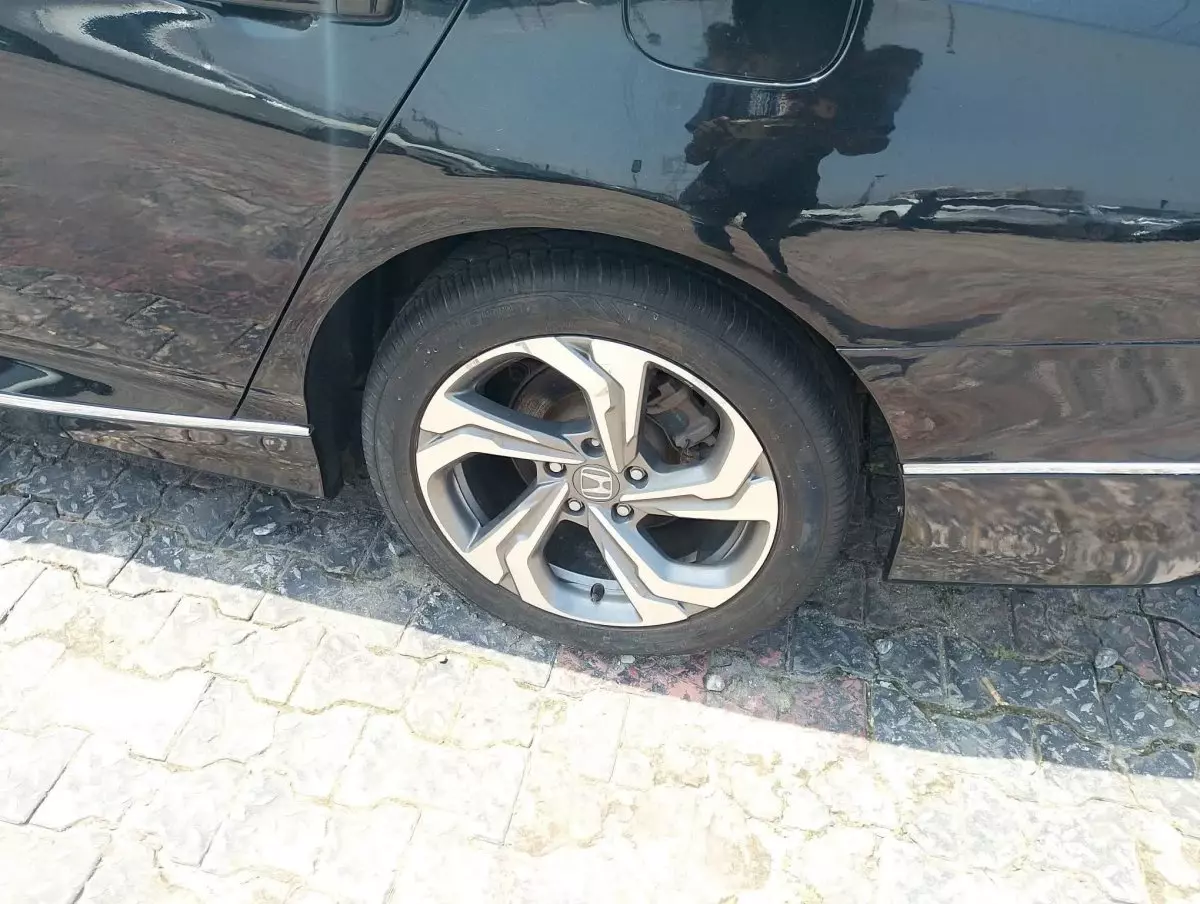 tyre1