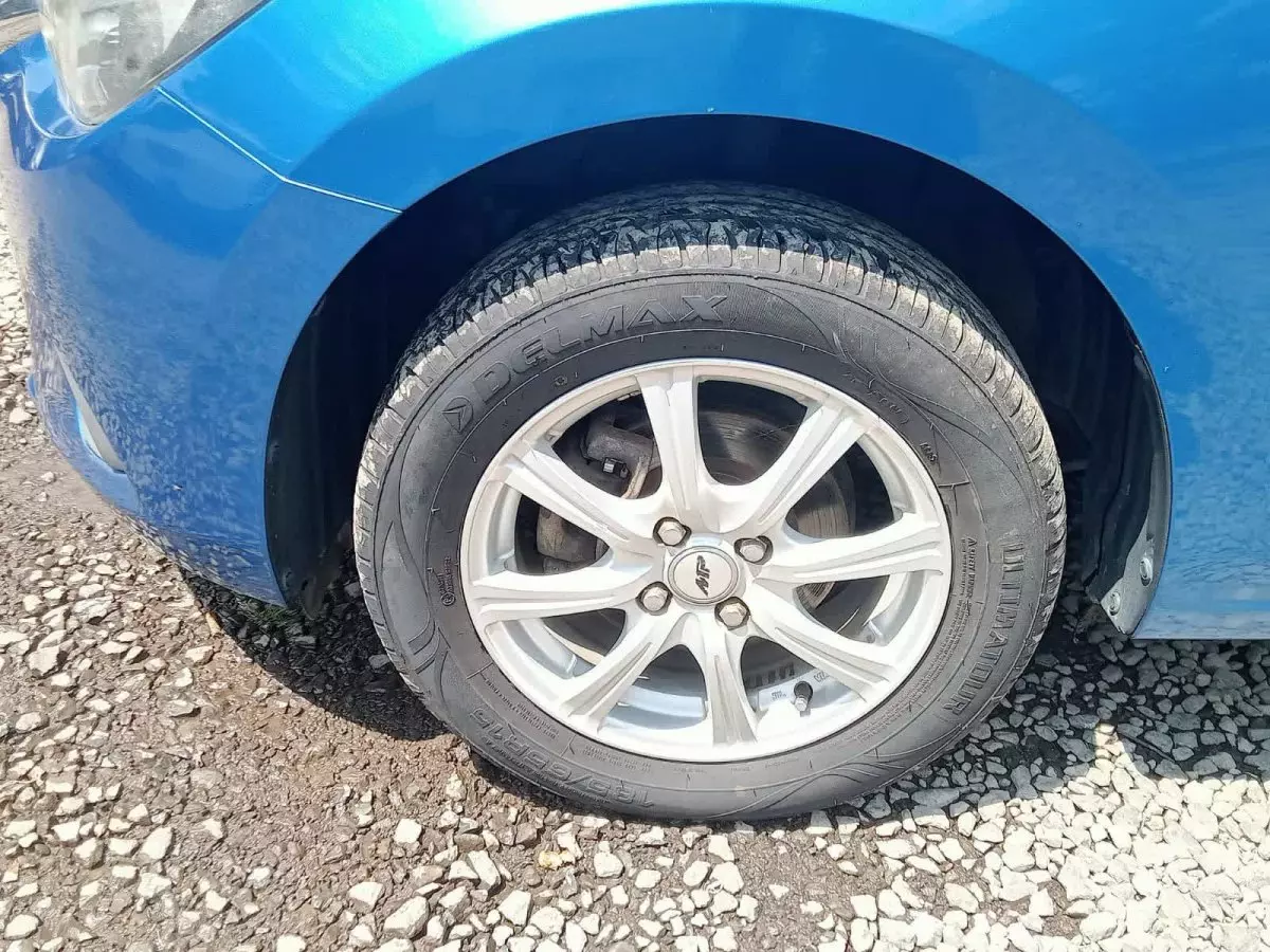 tyre1
