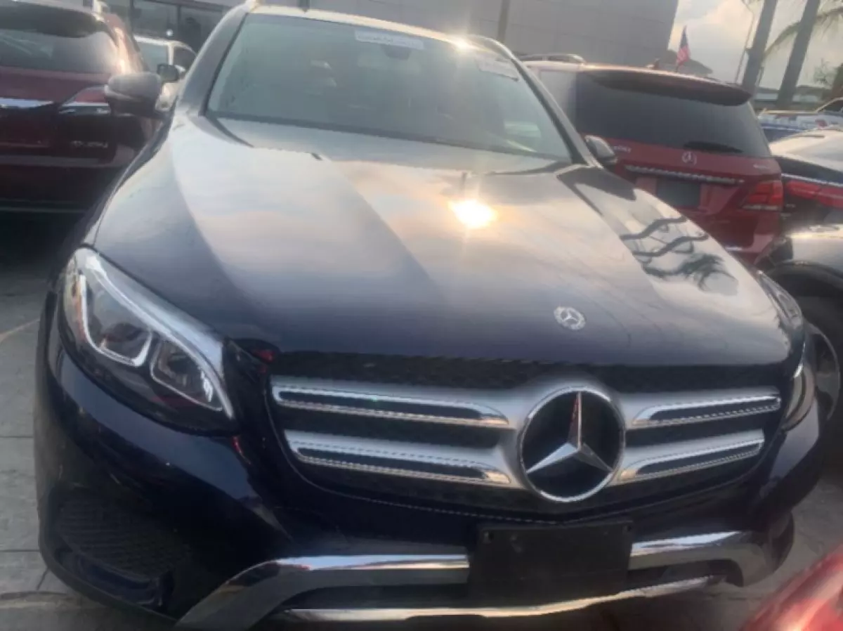 Mercedes-Benz GLC 300 - 2018