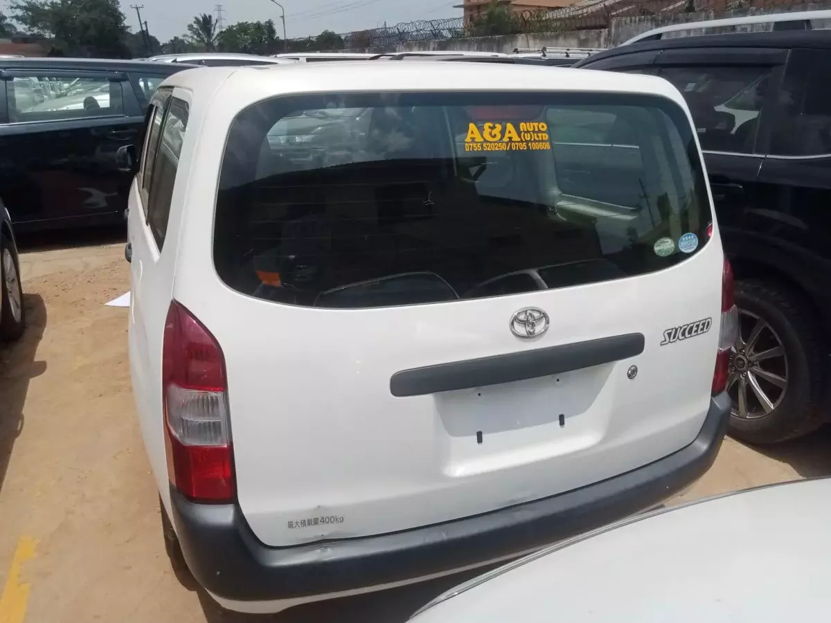 car Back