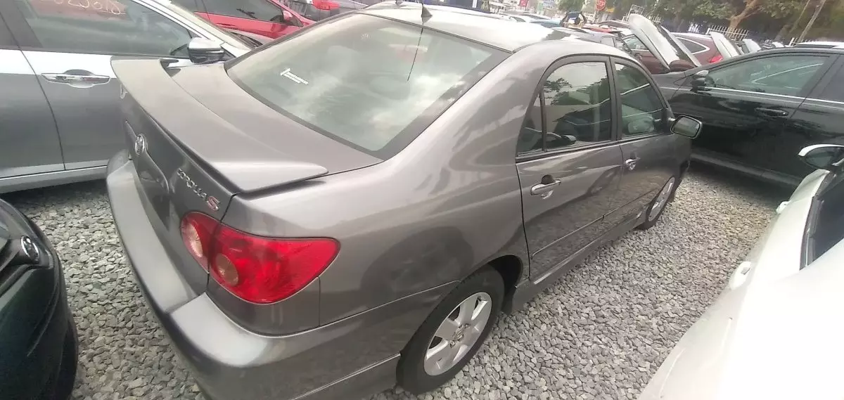 car Right Back