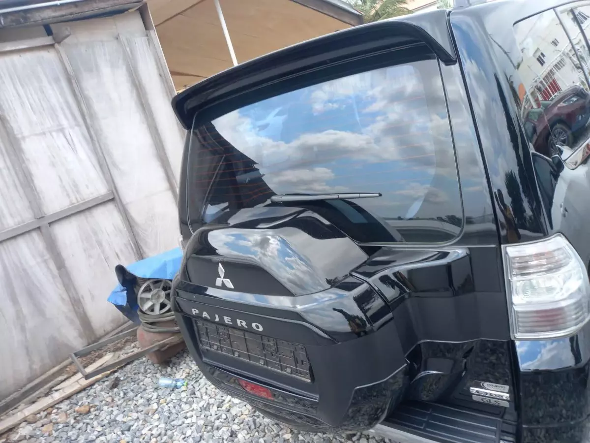 car Back