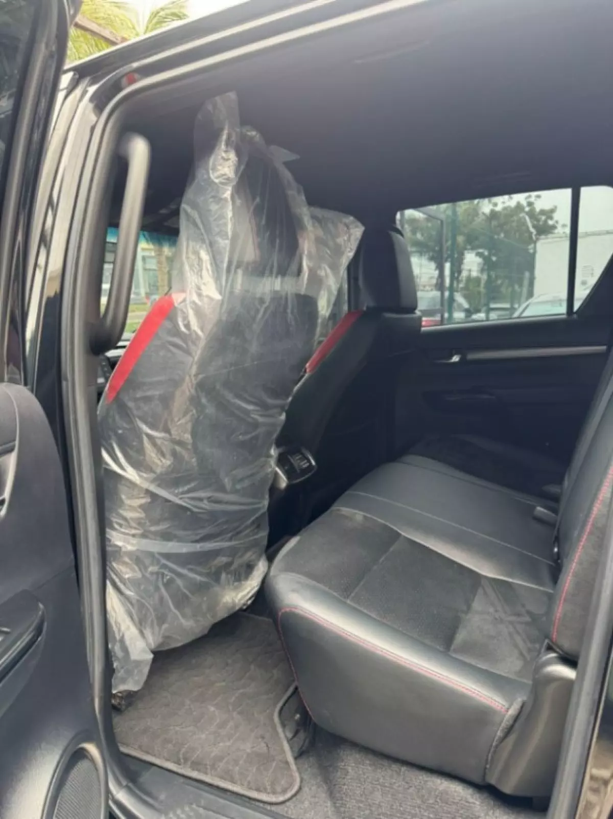 interiorBack