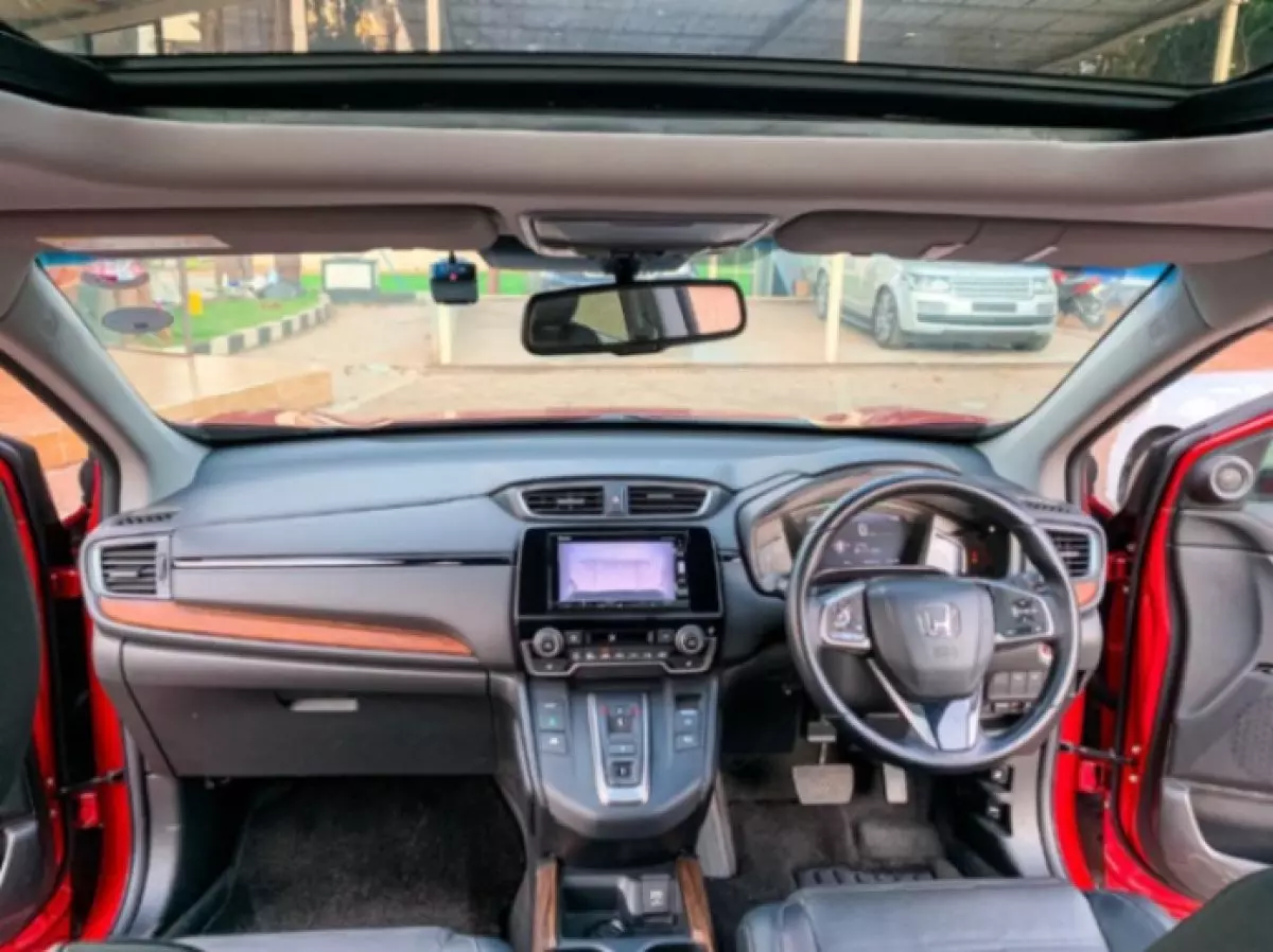 interiorFront