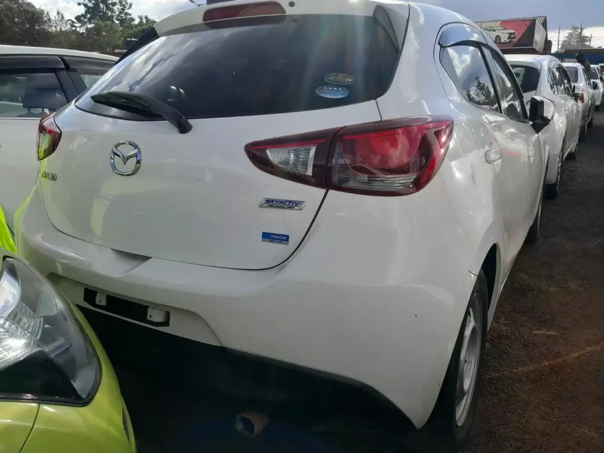 car Right Back