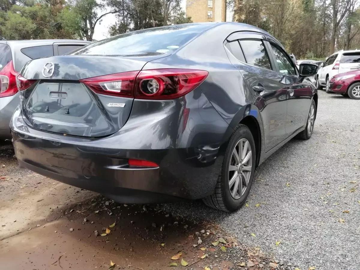 car Right Back