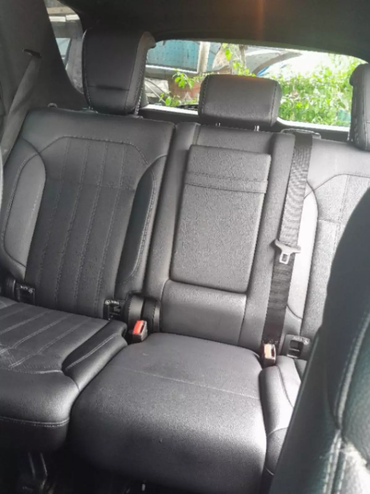 interiorBack