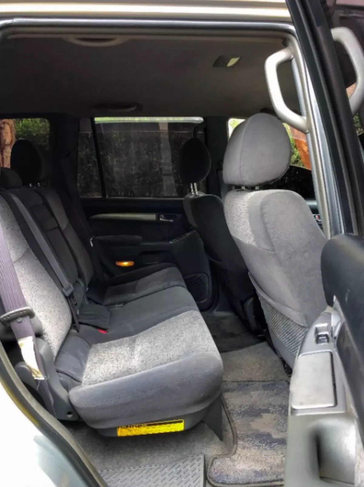 interiorBack