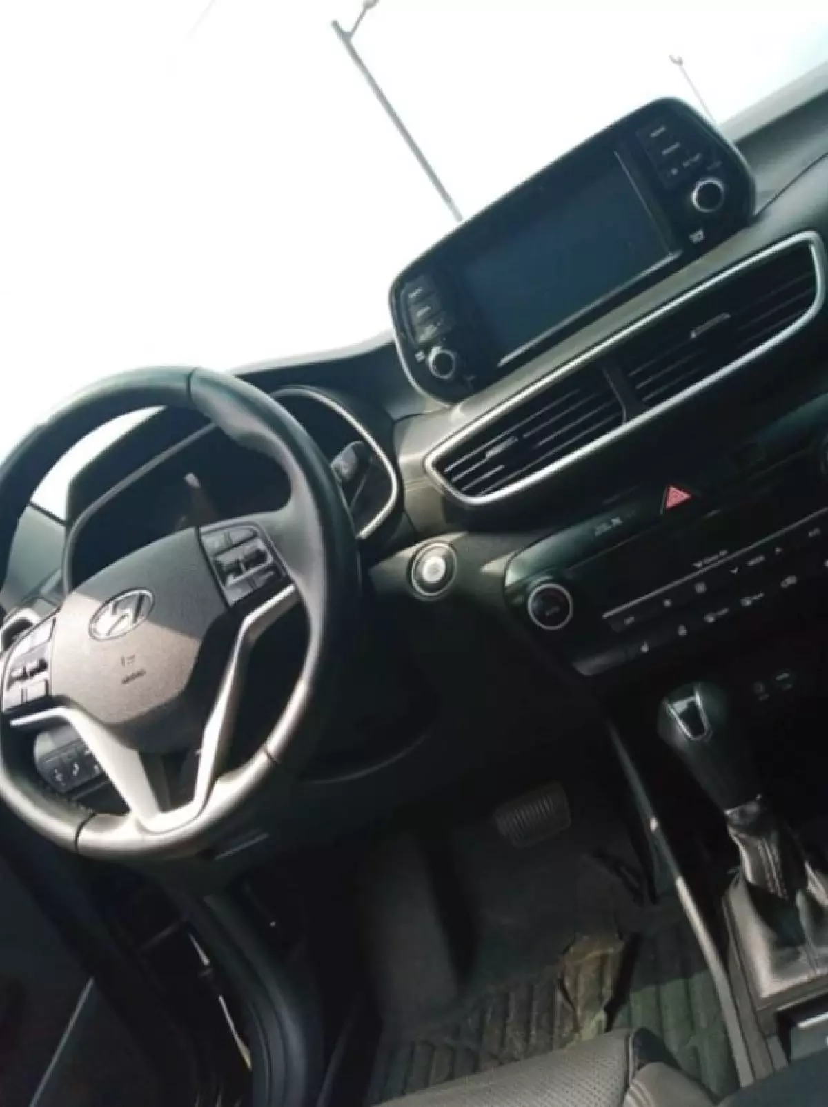 interiorFront