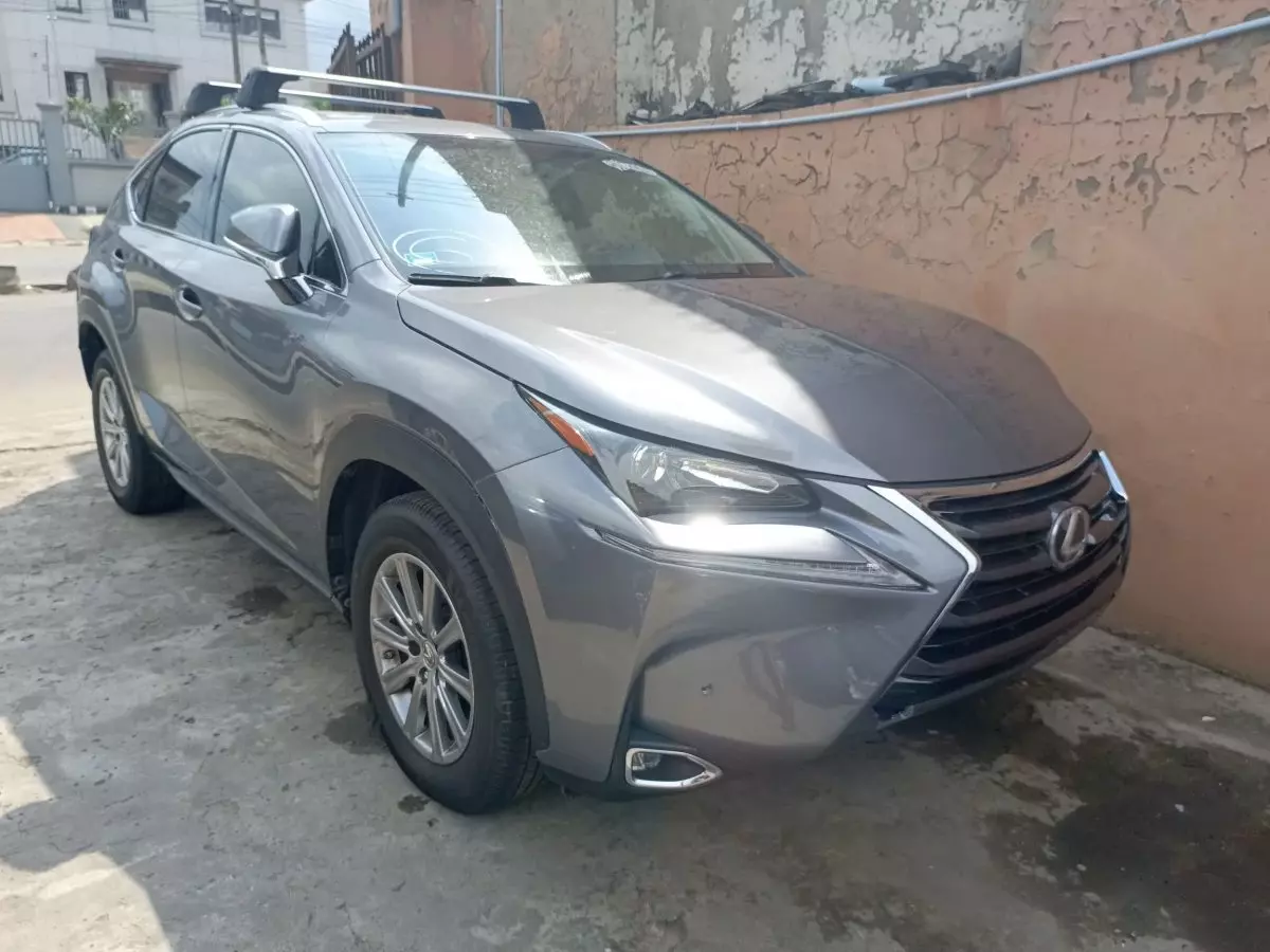 Lexus NX 200 - 2016