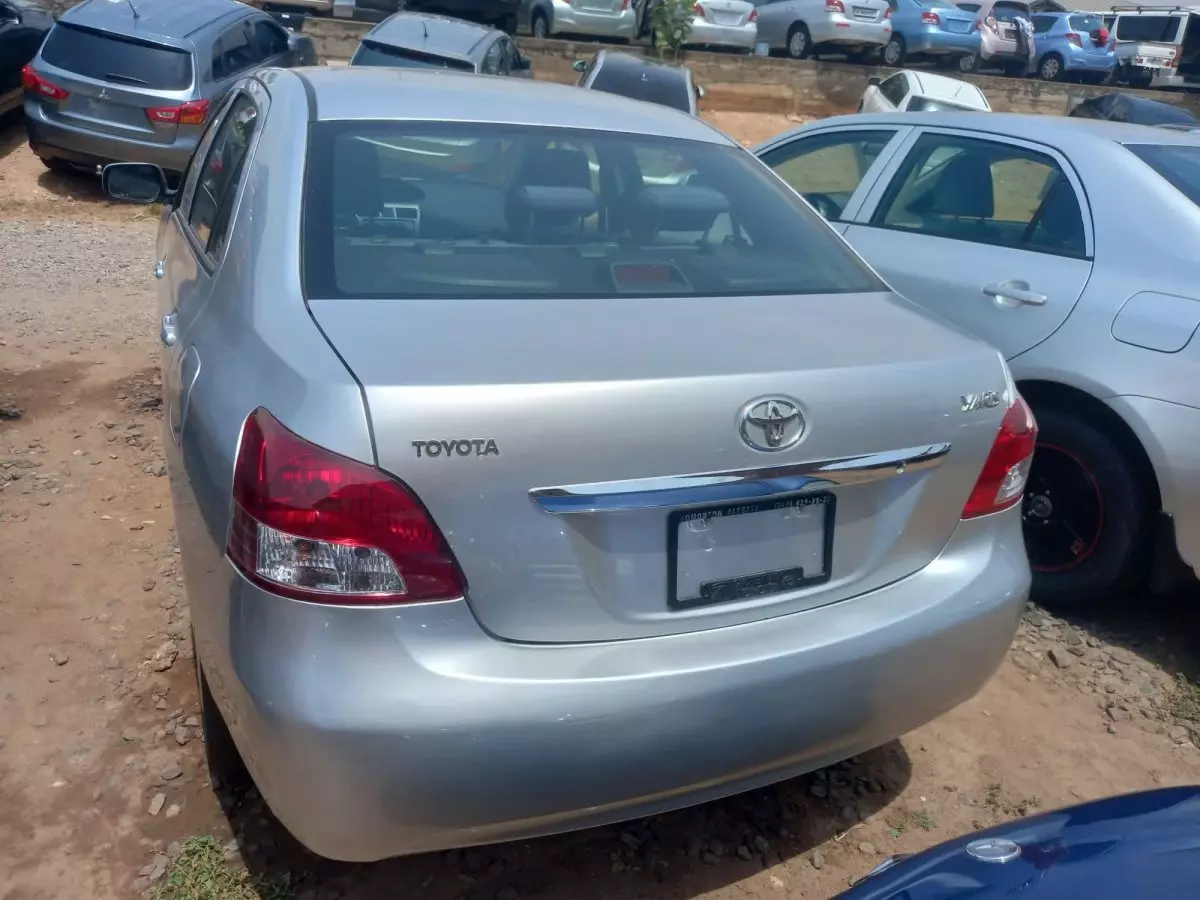 car Back