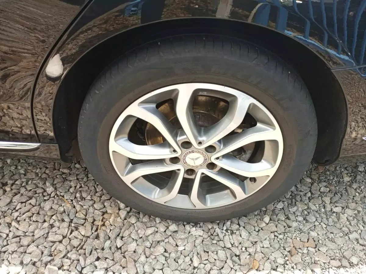 tyre2