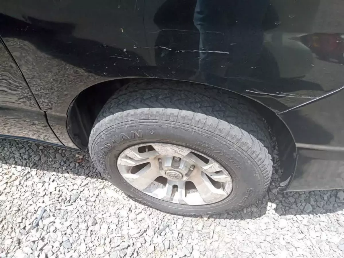 tyre0