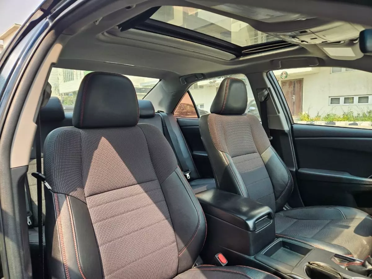 interiorBack